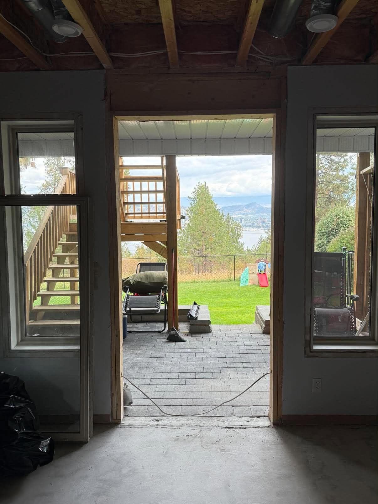 The patio posted by Demo-Boyz